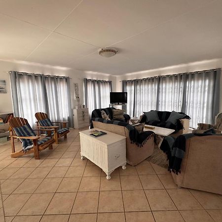 Sea Jewel Villa Пърли Бийч Екстериор снимка