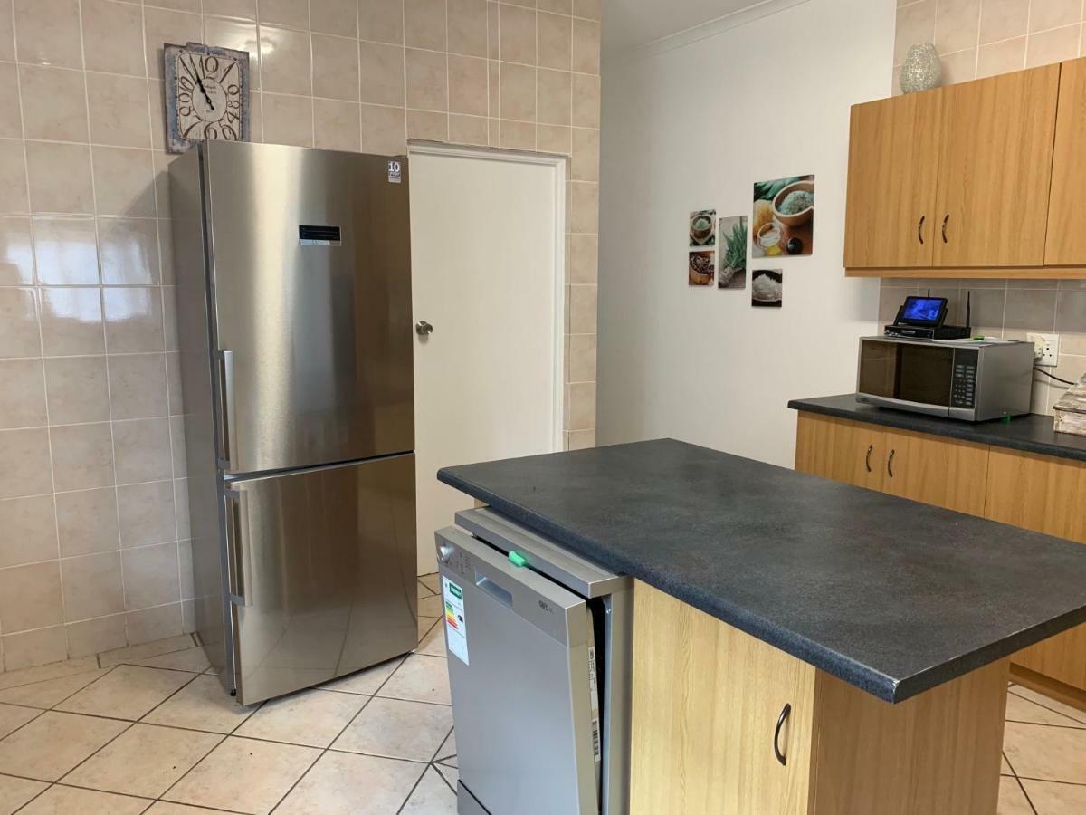 Sea Jewel Villa Пърли Бийч Екстериор снимка